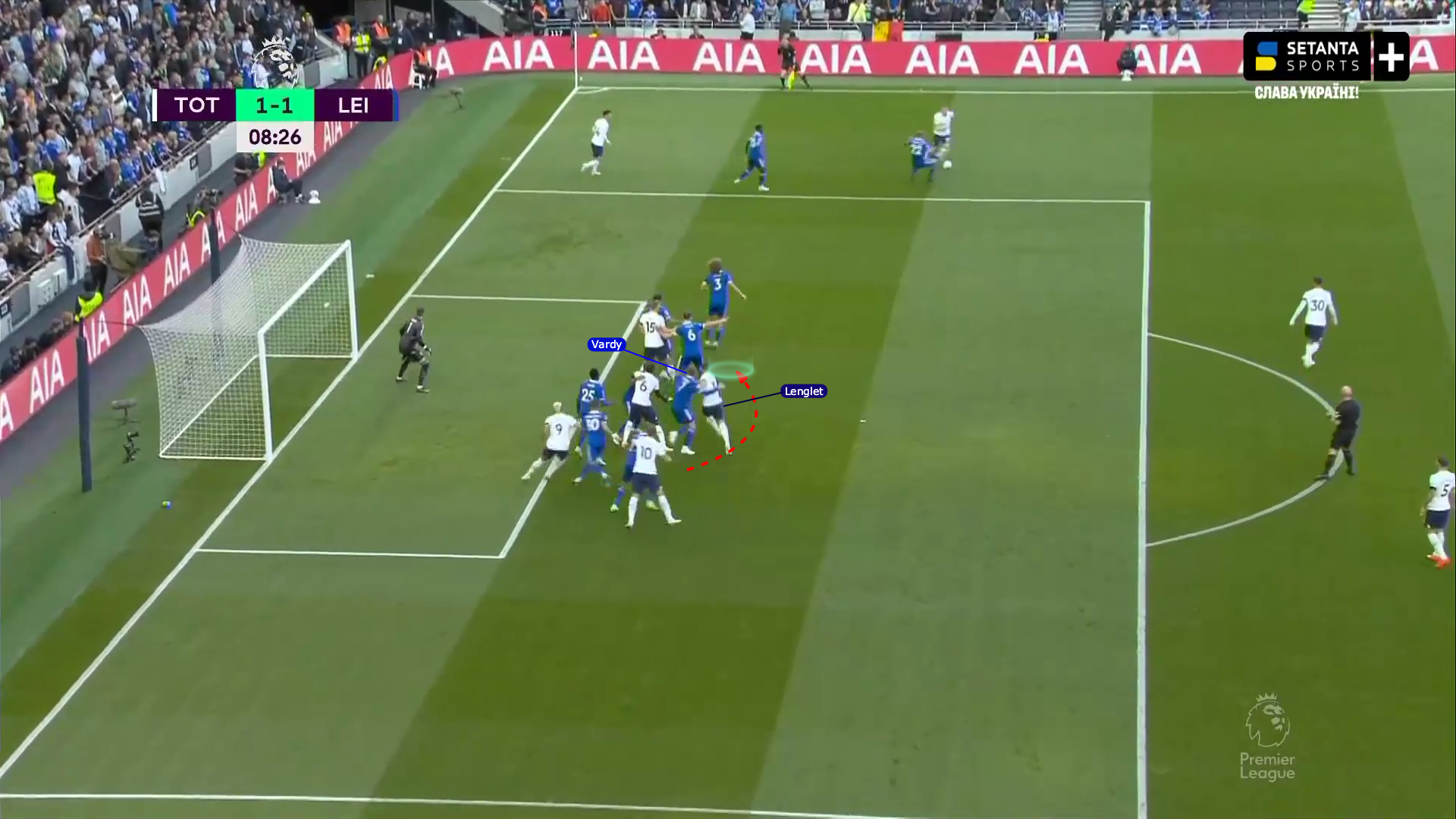 Lenglet starting on the back post before the corner is taken