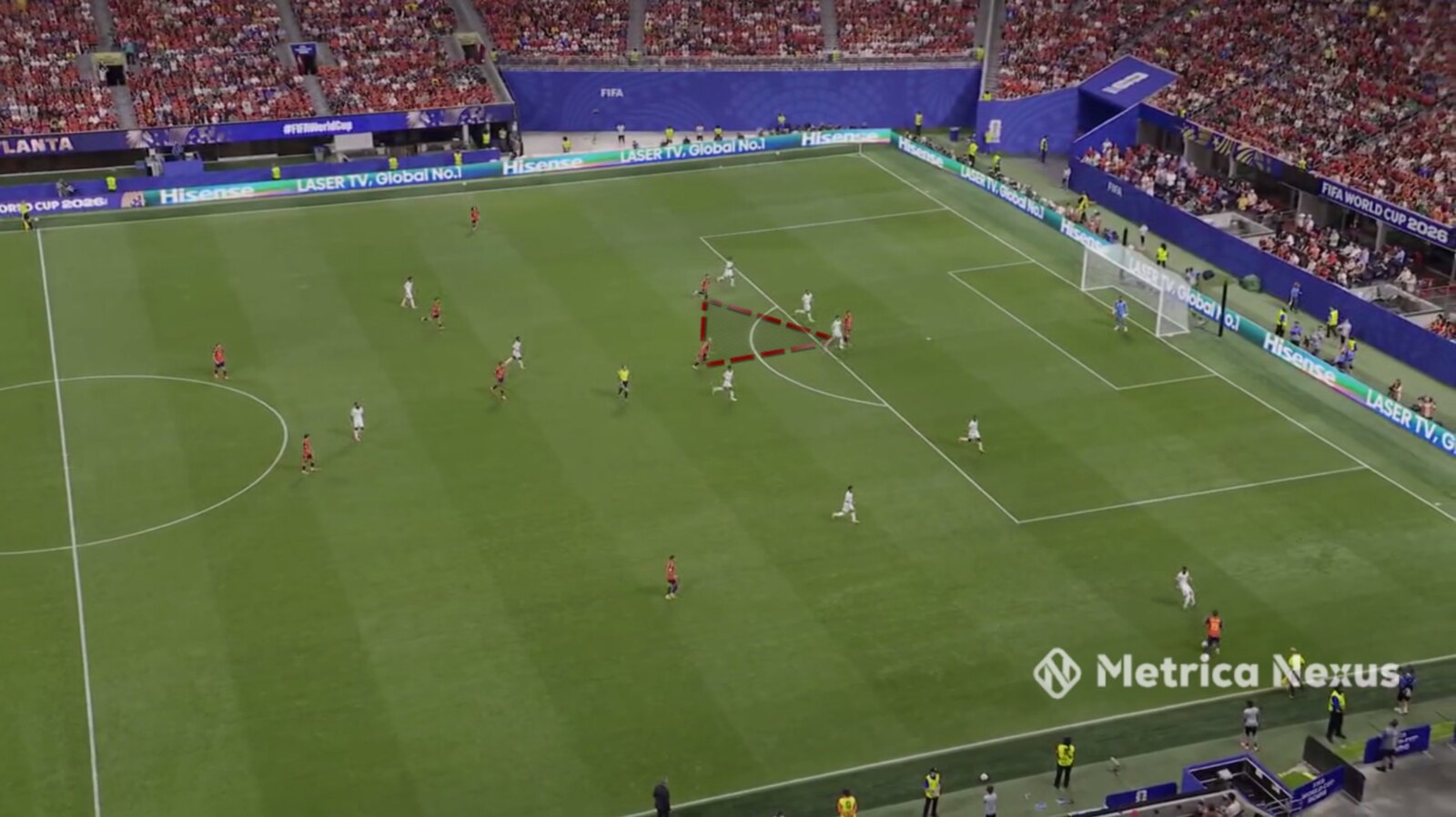 Lamine drawing multiple defenders